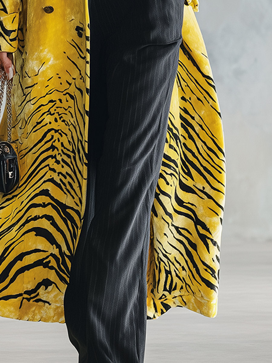 Retro-chic Yellow Zebra-print Velvet Collared Coat