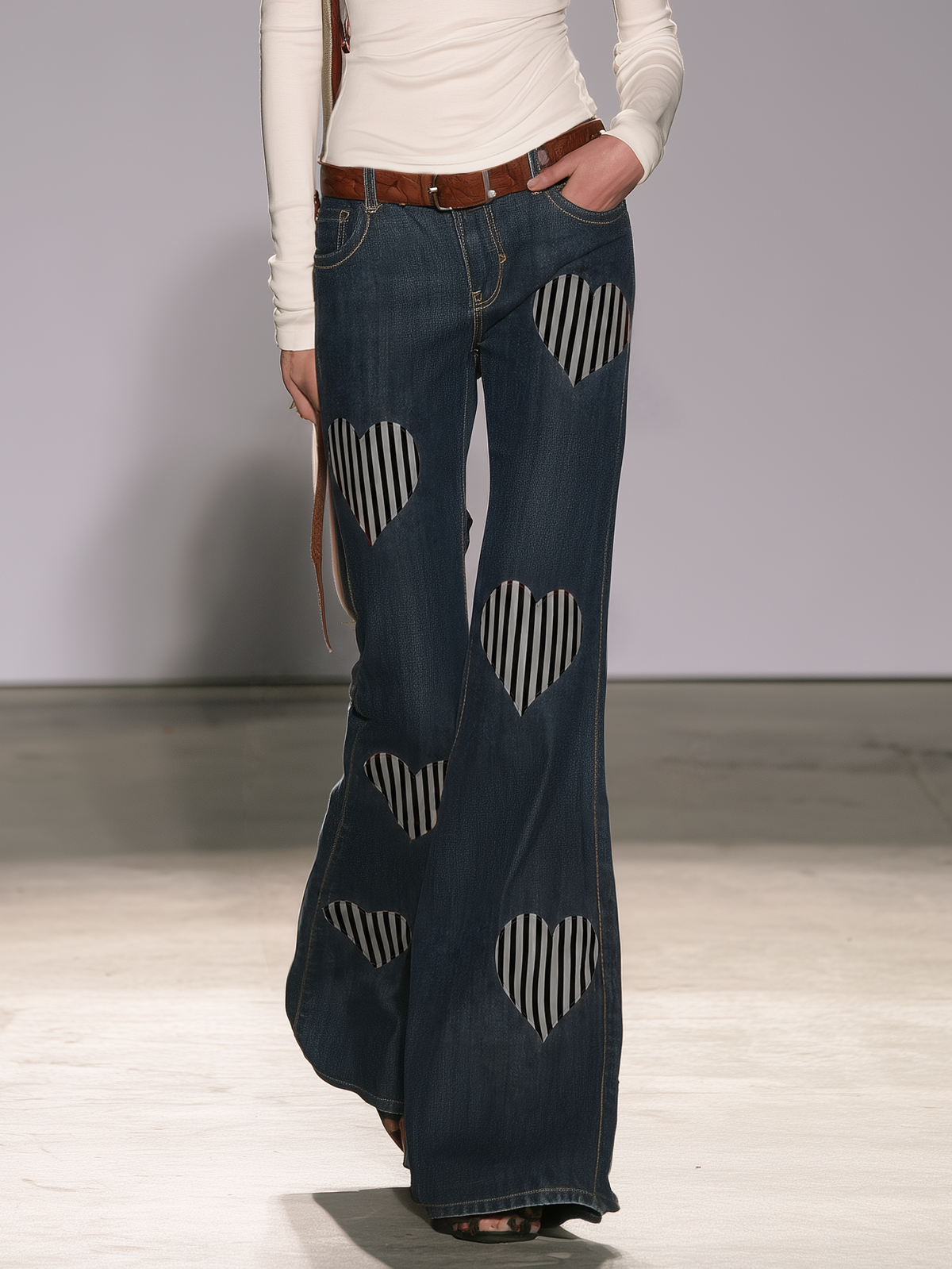 Retro Heart Applique Flare Jeans - Vintage Stripe Denim For Women