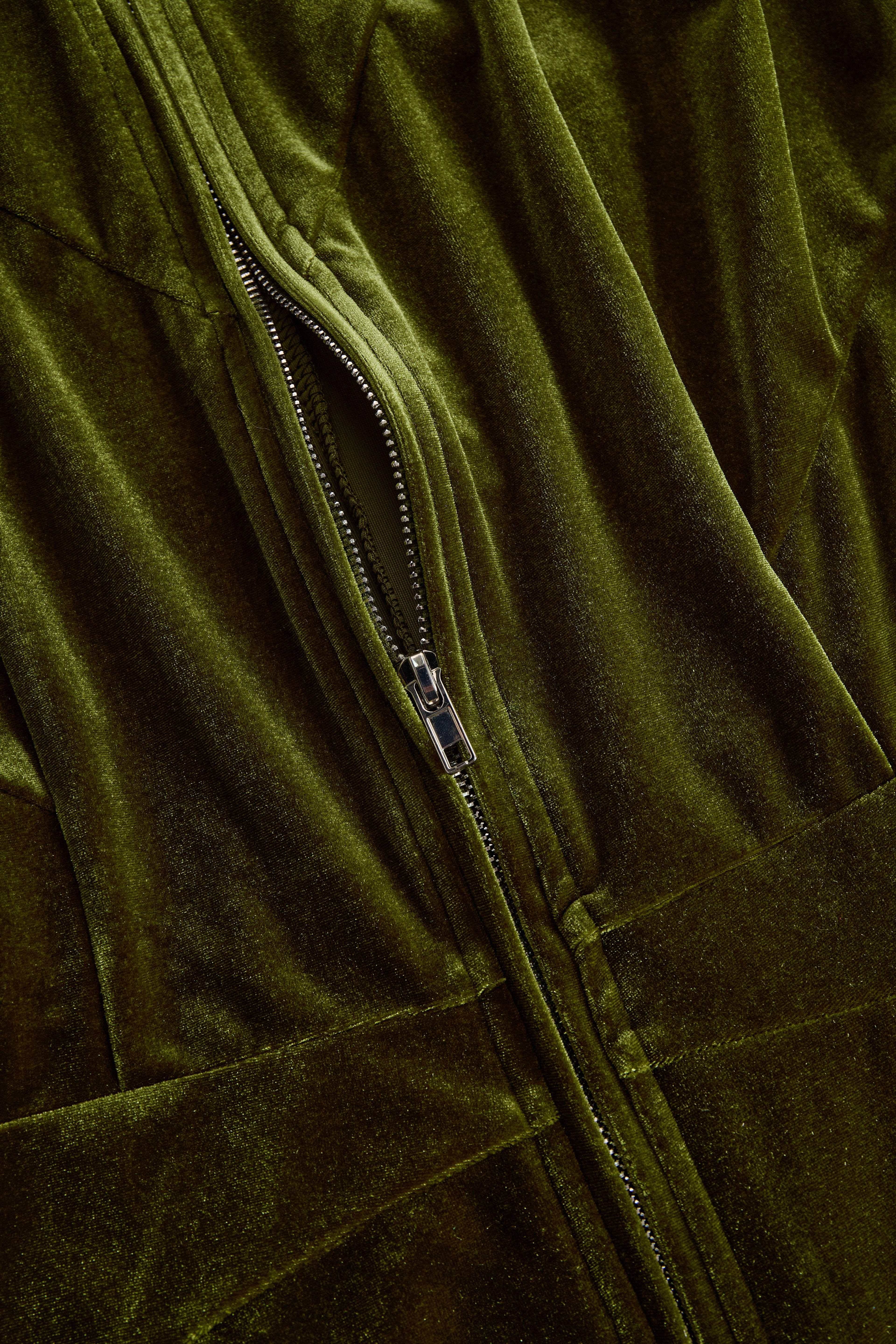 Fashion Retro Rose Red Velvet Faux Fur Collar Long Sleeve Flared Jumpsuit