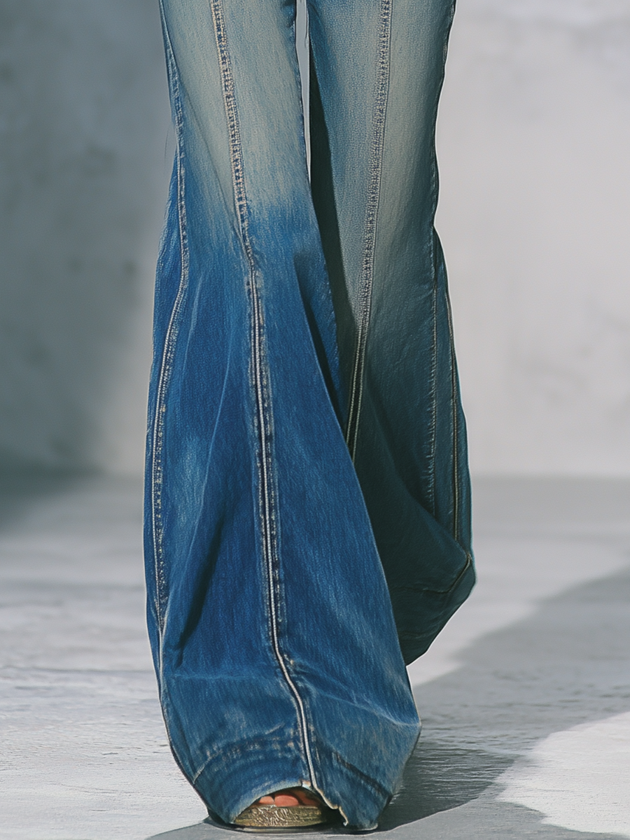 Retro-style Washed Distressed Flared Jeans