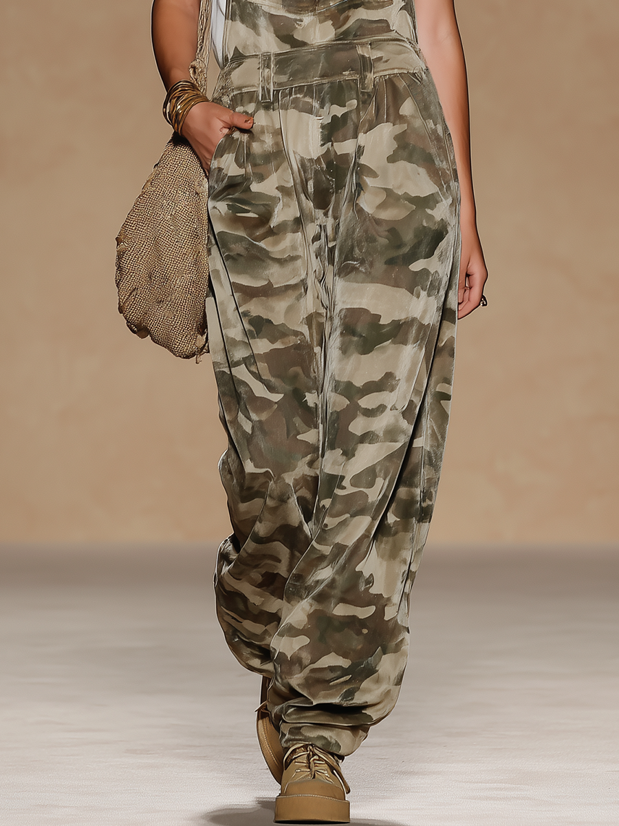 Stylish Retro Street Style Camouflage Print Velvet Overalls