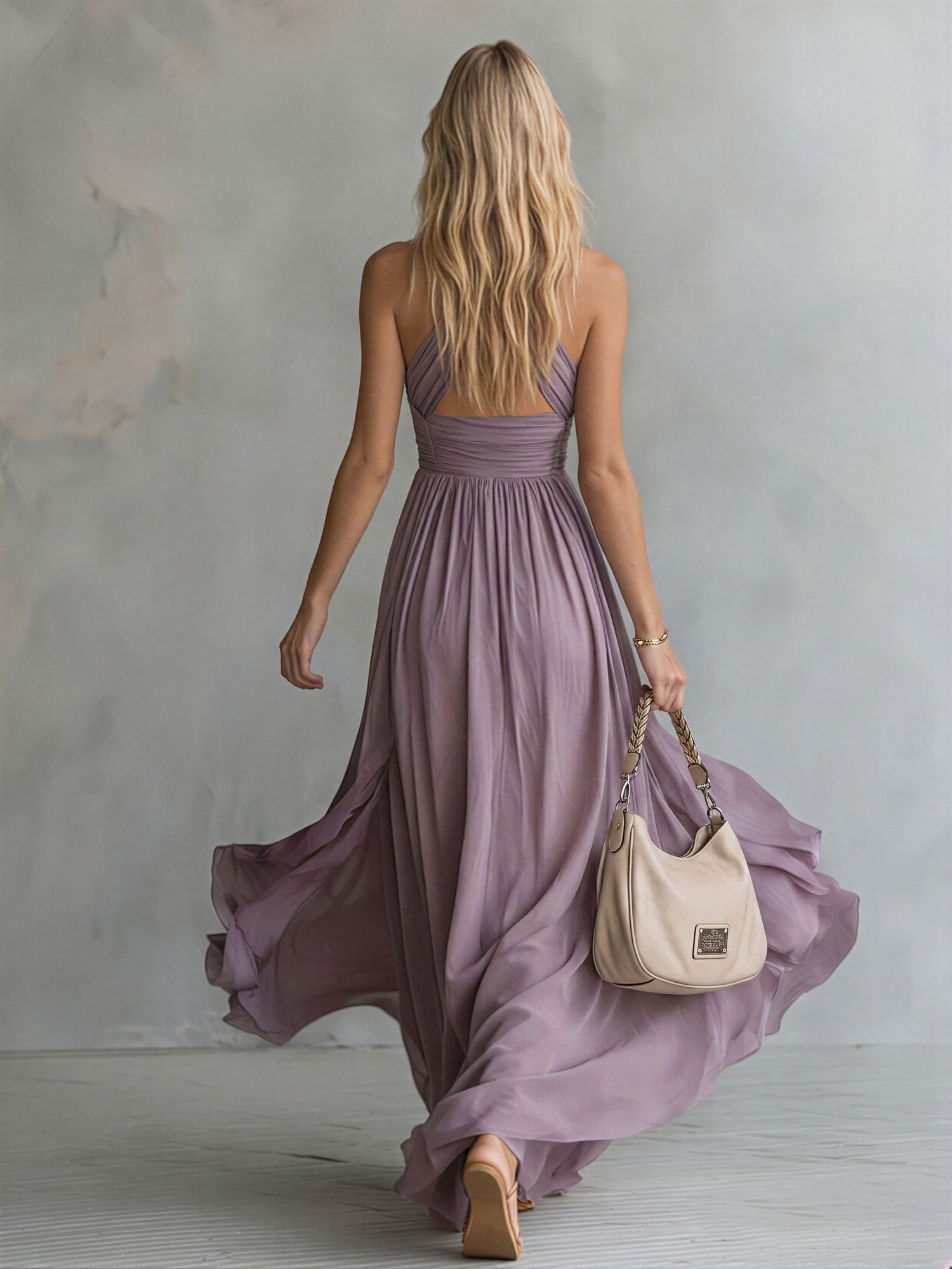 Elegant And Stylish Halter Neck V-neck Sleeveless Chiffon Maxi Dress