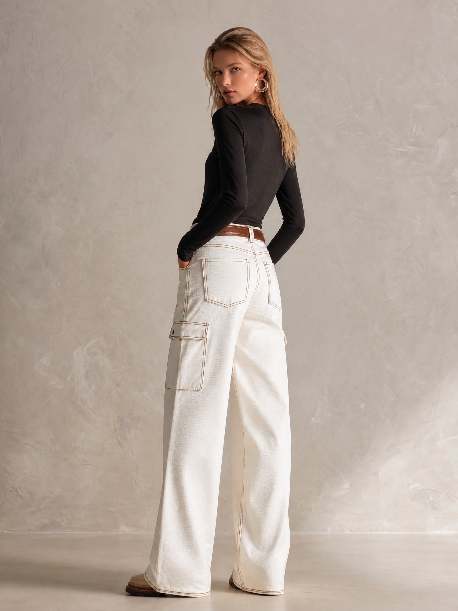 Classic Contrast-Stitching Off-White Utility Pocket Wide-Leg Jeans