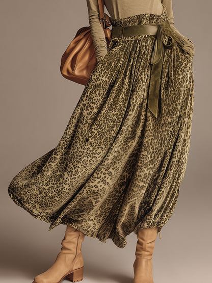 Fashionable Retro Khaki Turtleneck T-shirt And Olive Green Leopard Print Velvet Skirt Set