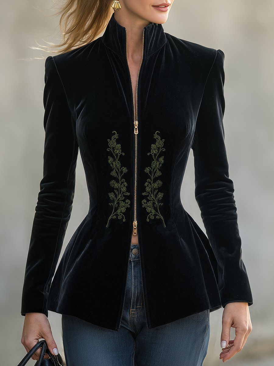 Green Embroidered Velvet Jacket With A Retro Casual And Elegant Style
