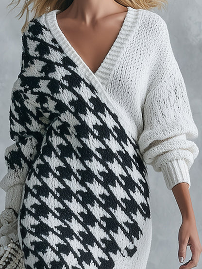 Women’s V-Neck Black and White Houndstooth Knit Sweater Maxi Dress