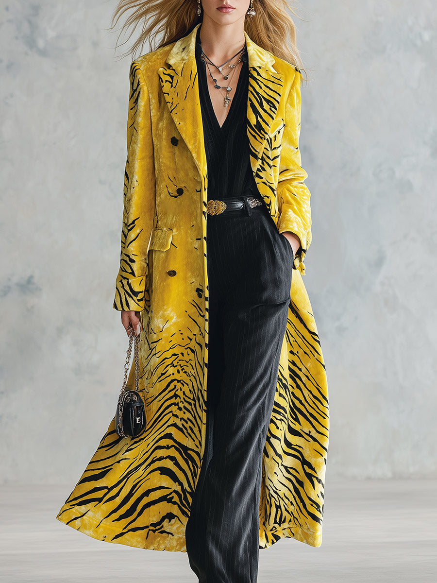 Retro-chic Yellow Zebra-print Velvet Collared Coat
