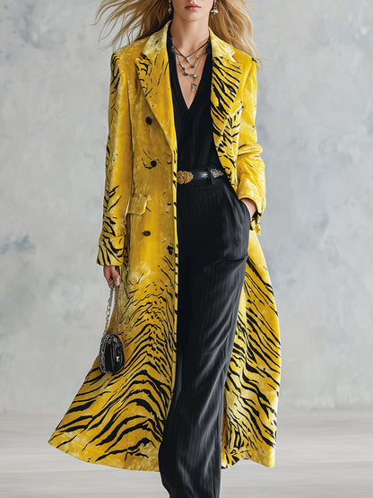Retro-chic Yellow Zebra-print Velvet Collared Coat