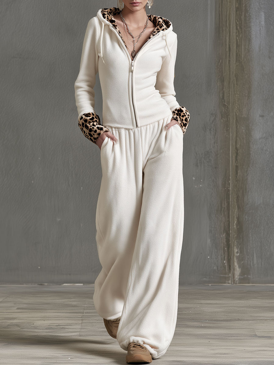 Casual And Stylish Velvet Leopard Print White Fleece Hooded Sweatshirt And Pants Set