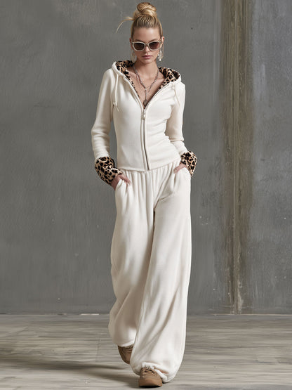Casual And Stylish Velvet Leopard Print White Fleece Hooded Sweatshirt And Pants Set