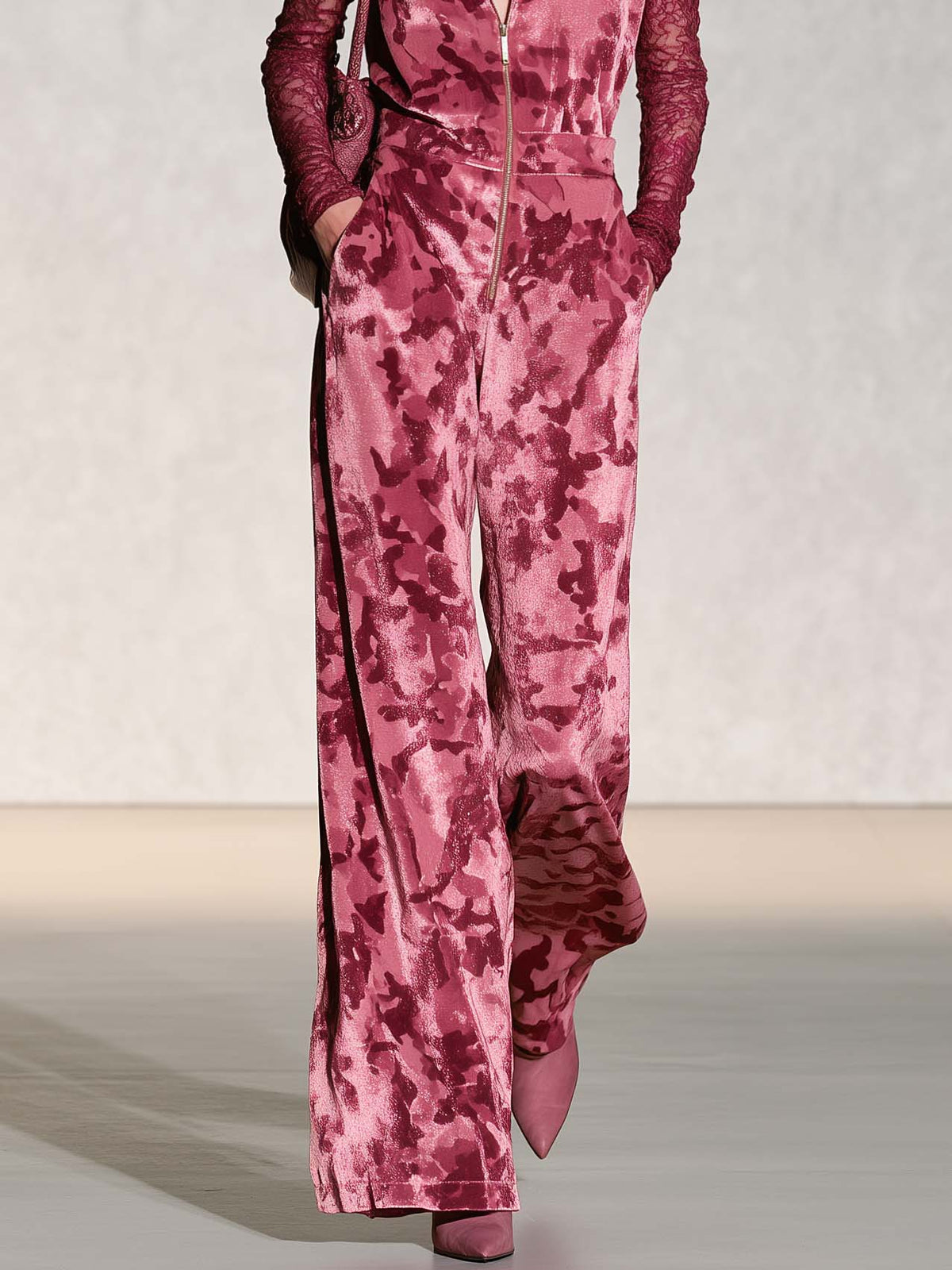 Edgy Chic Camo Print Sheer Lace Sleeves Velvet Jumpsuit