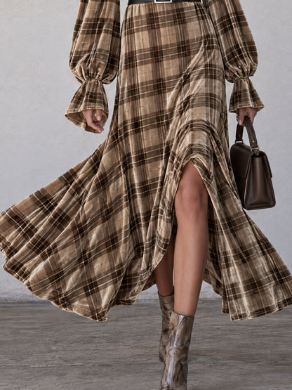 Retro Chic And Elegant Brown Turtleneck Plaid Velvet Print Maxi Dress