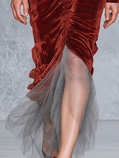 Elegant Tulle Hem Rust-Red Pleated Velvet Maxi Dress