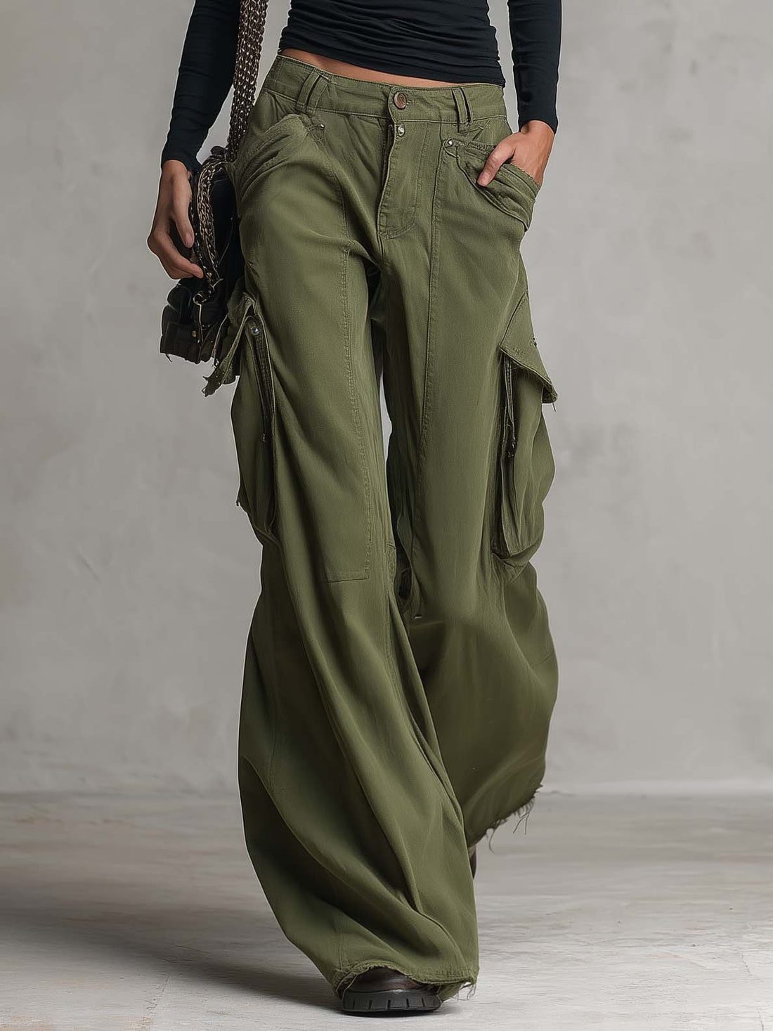 Utility Washed Olive Green Low Rise Baggy Wide Leg Women Cargo Jeans