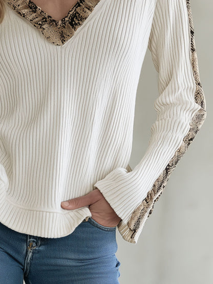 Stylish Snakeskin Ruffled White Knit V-neck Sweater