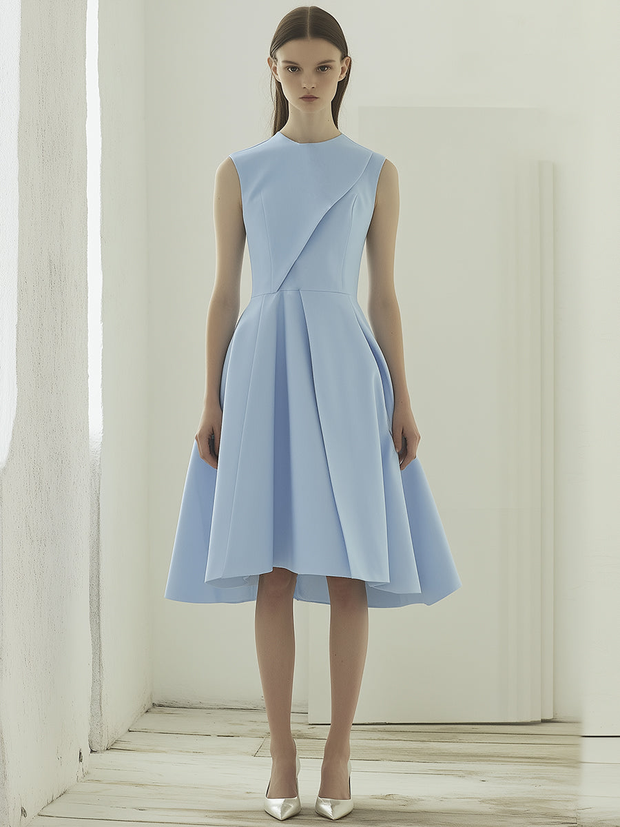 Elegant and Advanced Light Blue Round Neck Sleeveless Midi Dress