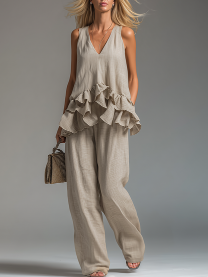 Stylish And Comfortable Ruffled Sleeveless Top And Trousers Set
