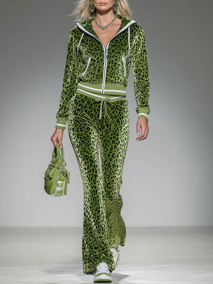 Stylish And Casual Green Leopard Print Hoodie And Pants Set