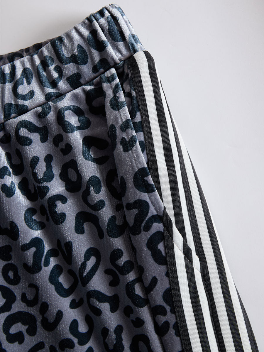 Sporty Retro Striped Mesh Sleeve Gray Leopard Print Velvet Sweatshirt And Pants Set