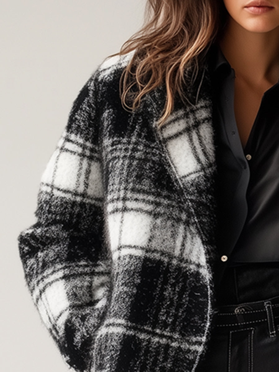 Retro Fashion Gradient Black And White Plaid Woolen Coat