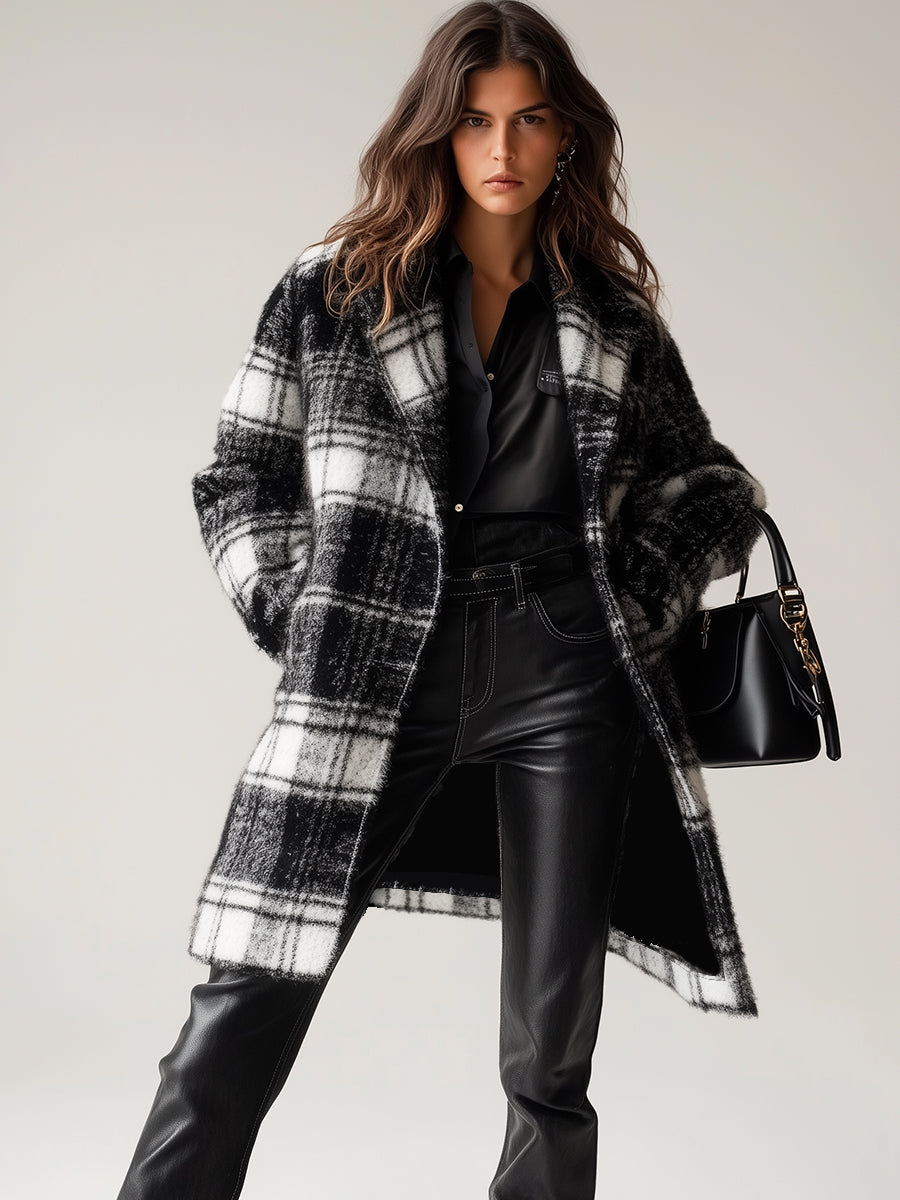 Retro Fashion Gradient Black And White Plaid Woolen Coat