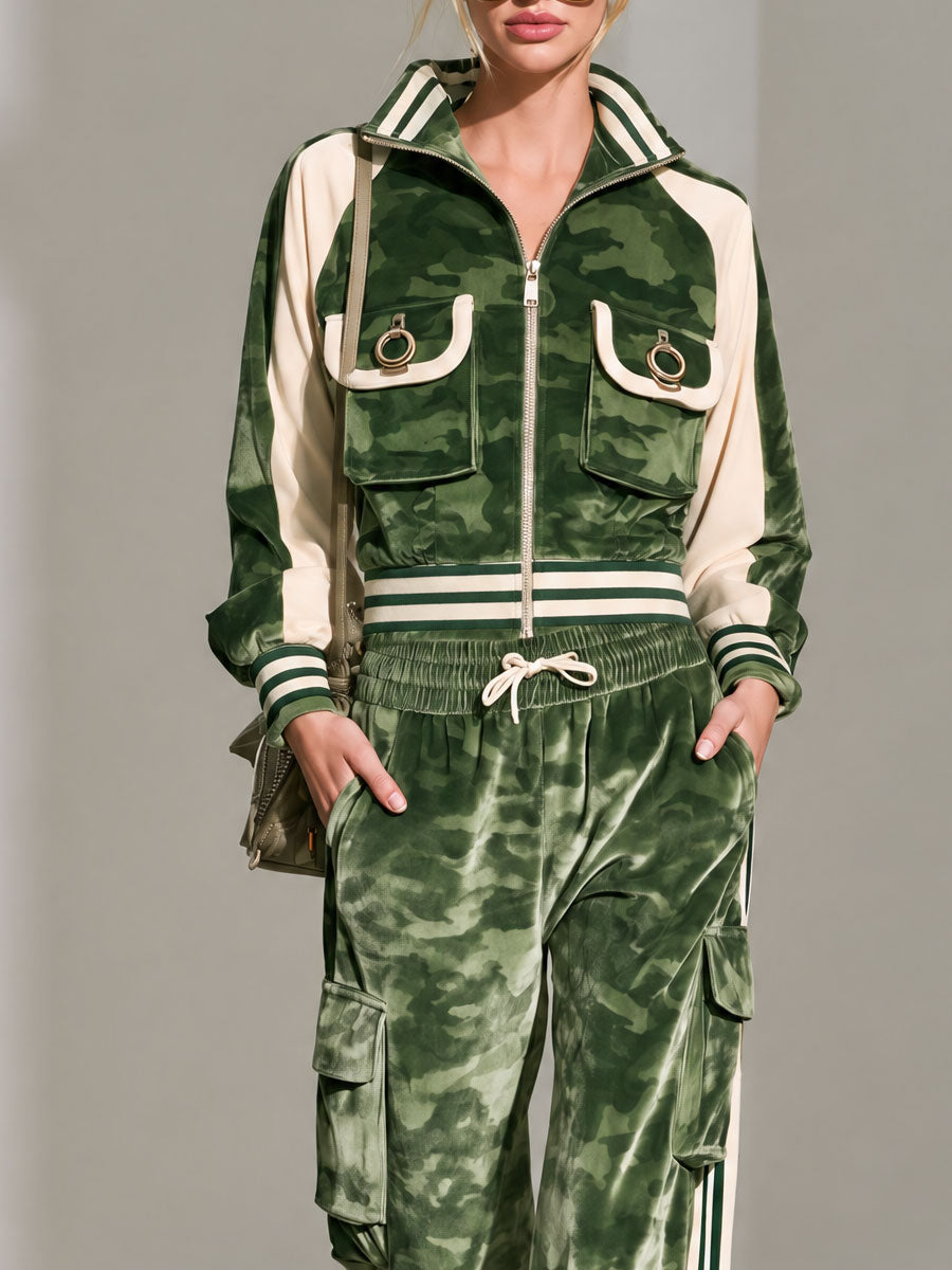 Stylish Retro Green Camouflage Velvet Print Jacket And Pants Set