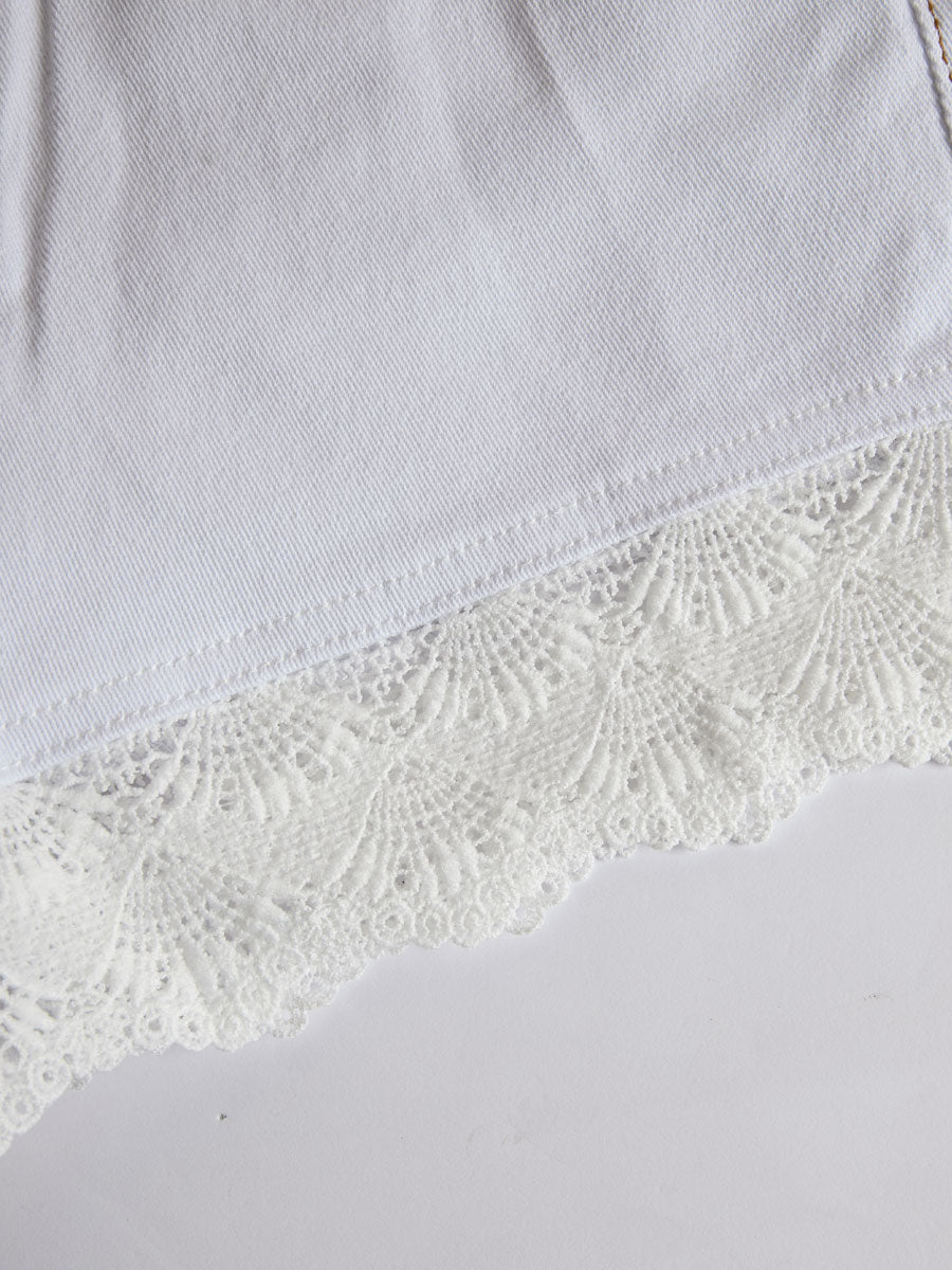 【24-hour shipping out】Western Retro White Denim Lace Trim Shorts