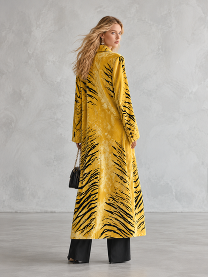 retro-chic-yellow-zebra-print-velvet-collared-coat - Oyrosy