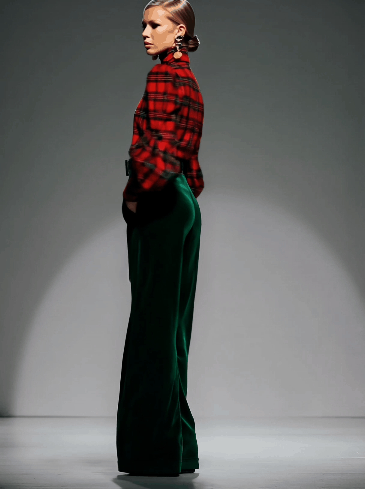 Trendy Retro Plaid Velvet Turtleneck Long-sleeved T-shirt And Wide-leg Pants Set