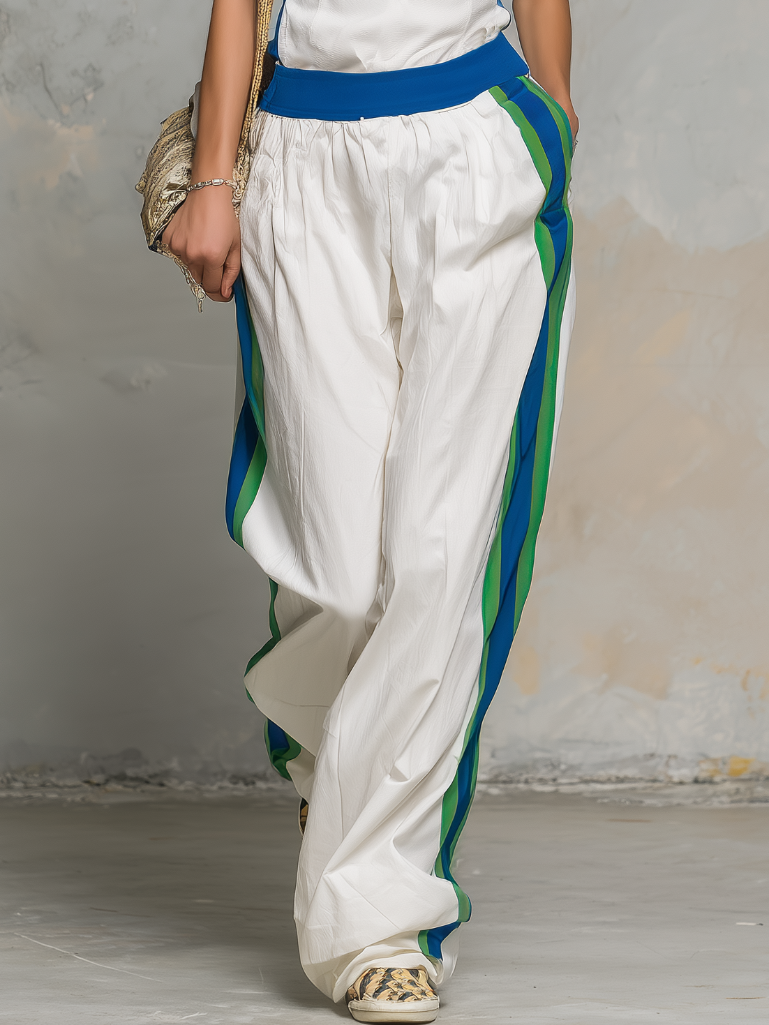 Sporty And Fashionable Casual Collared Sleeveless Top And Trouser Set