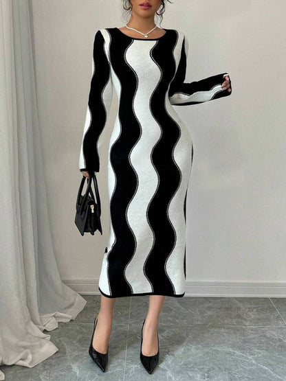 High-End Fashionable Black And White Knitted Midi Dress