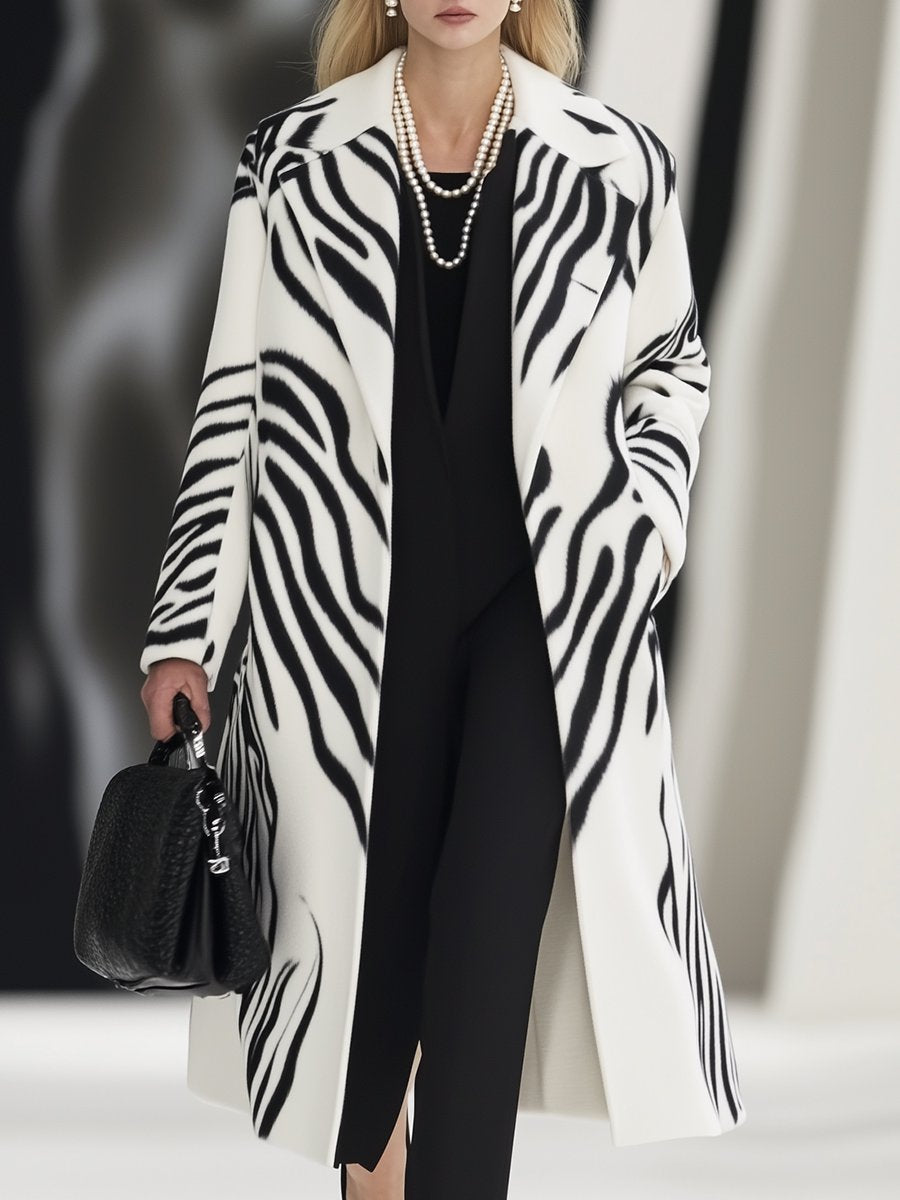 Fashion Retro Elegant White Zebra Pattern Woolen Coat