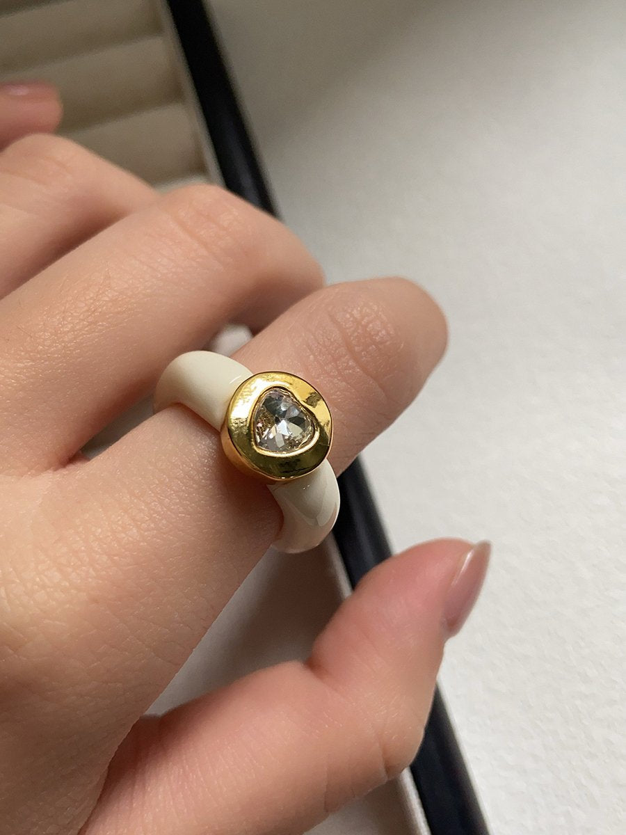 High-End Niche Colored Resin Ring