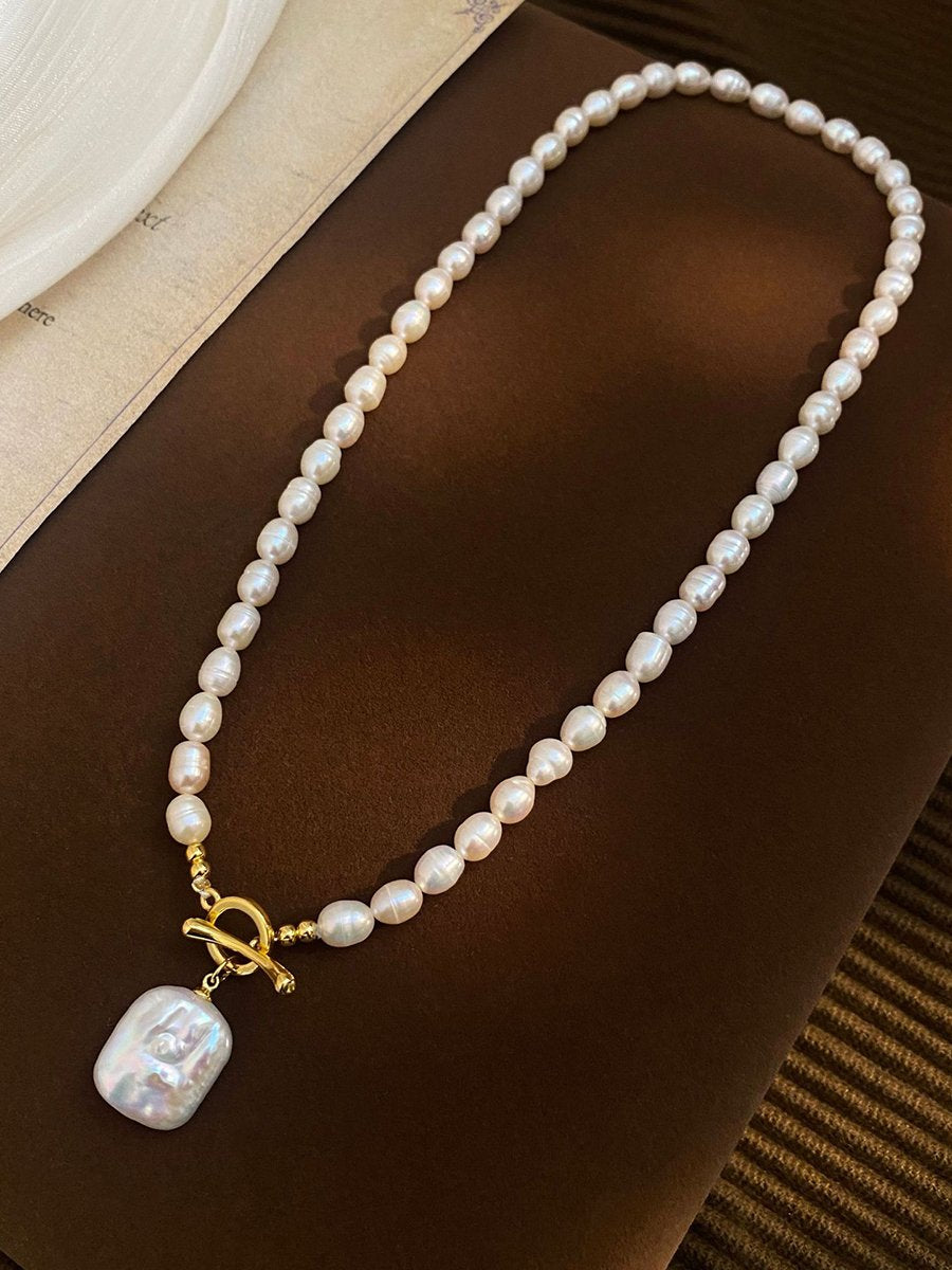 Luxury Fashion Natural Pearl French Pendant Necklace