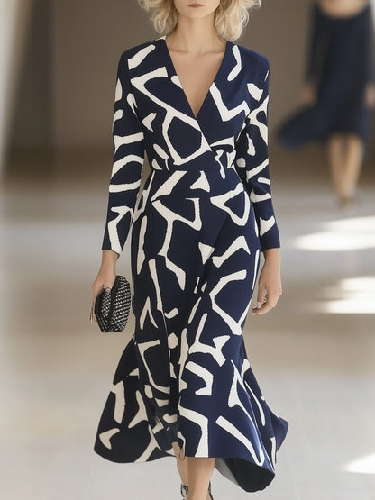 Elegant Geometric Print V-Neck Navy Blue Long Sleeve Maxi Dress