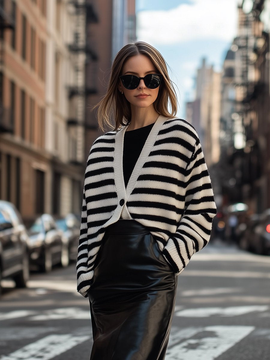 Loose And Slim Lazy Style V-Neck Black And White Striped Long-Sleeved Knitted Cardigan