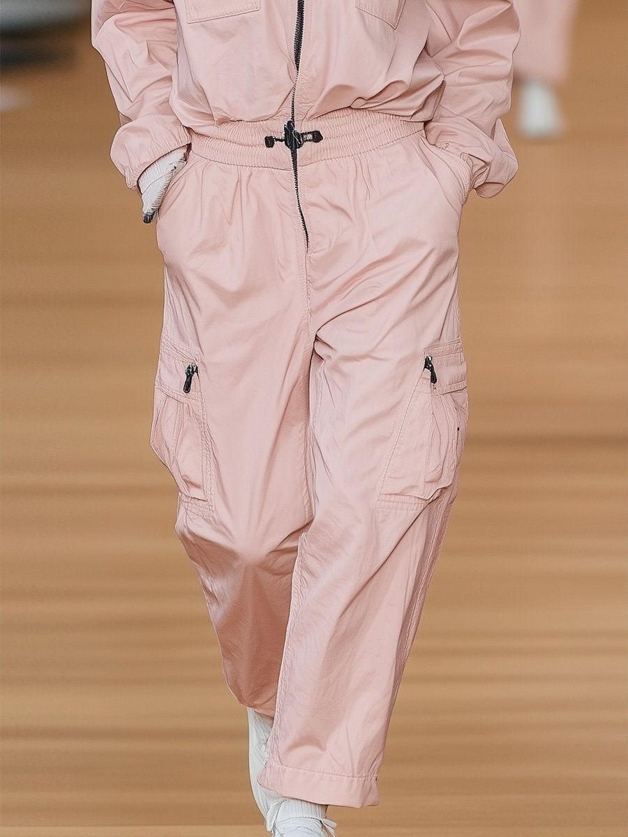 A Fresh and Eye-catching Contrasting Collar and Pink Denim Jumpsuit