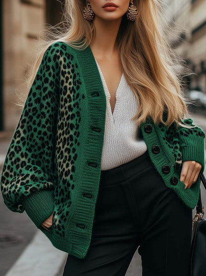 Stylish and Comfortable Emerald Green Leopard Print Knitted Cardigan