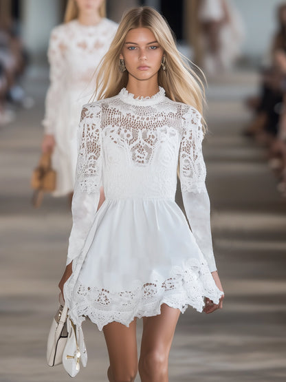 High-End Lace White Long-Sleeved Mini Dress