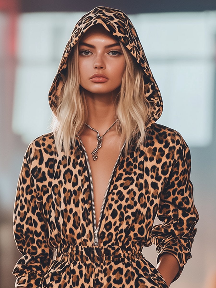 Retro And Fashionable Wild Leopard Print Hooded Short Jumpsuit