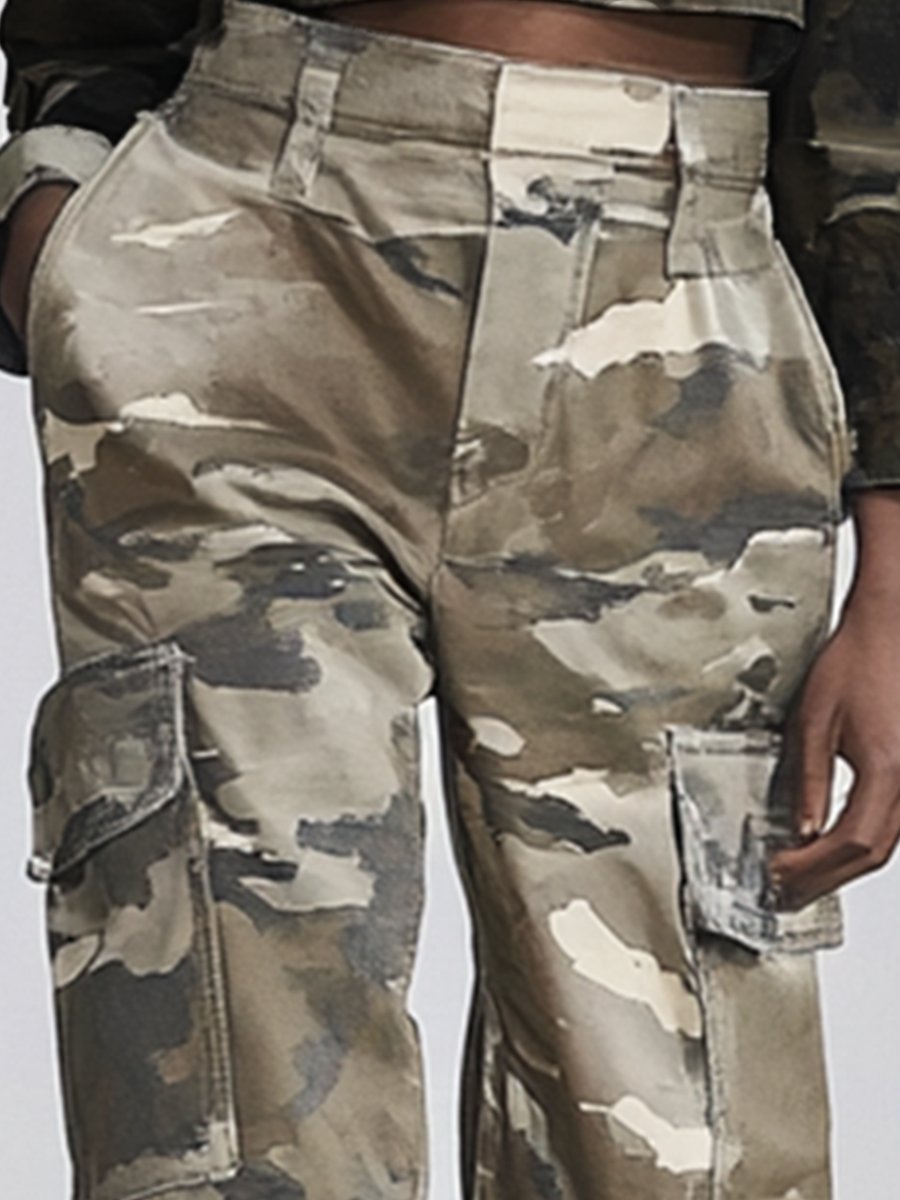 Light-colored Retro Fashion Multi-pocket Camouflage Pants